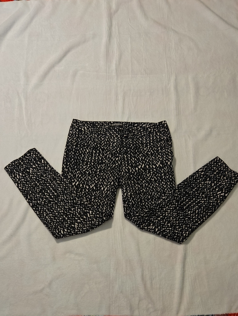 Express Columnist Black and White Printed Pants